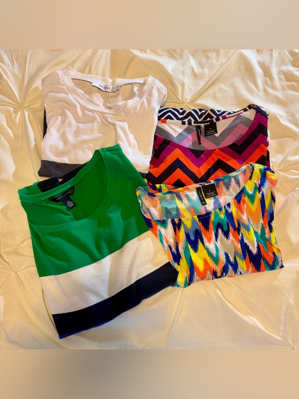 Bundle of 4 women’s tunic tops!!